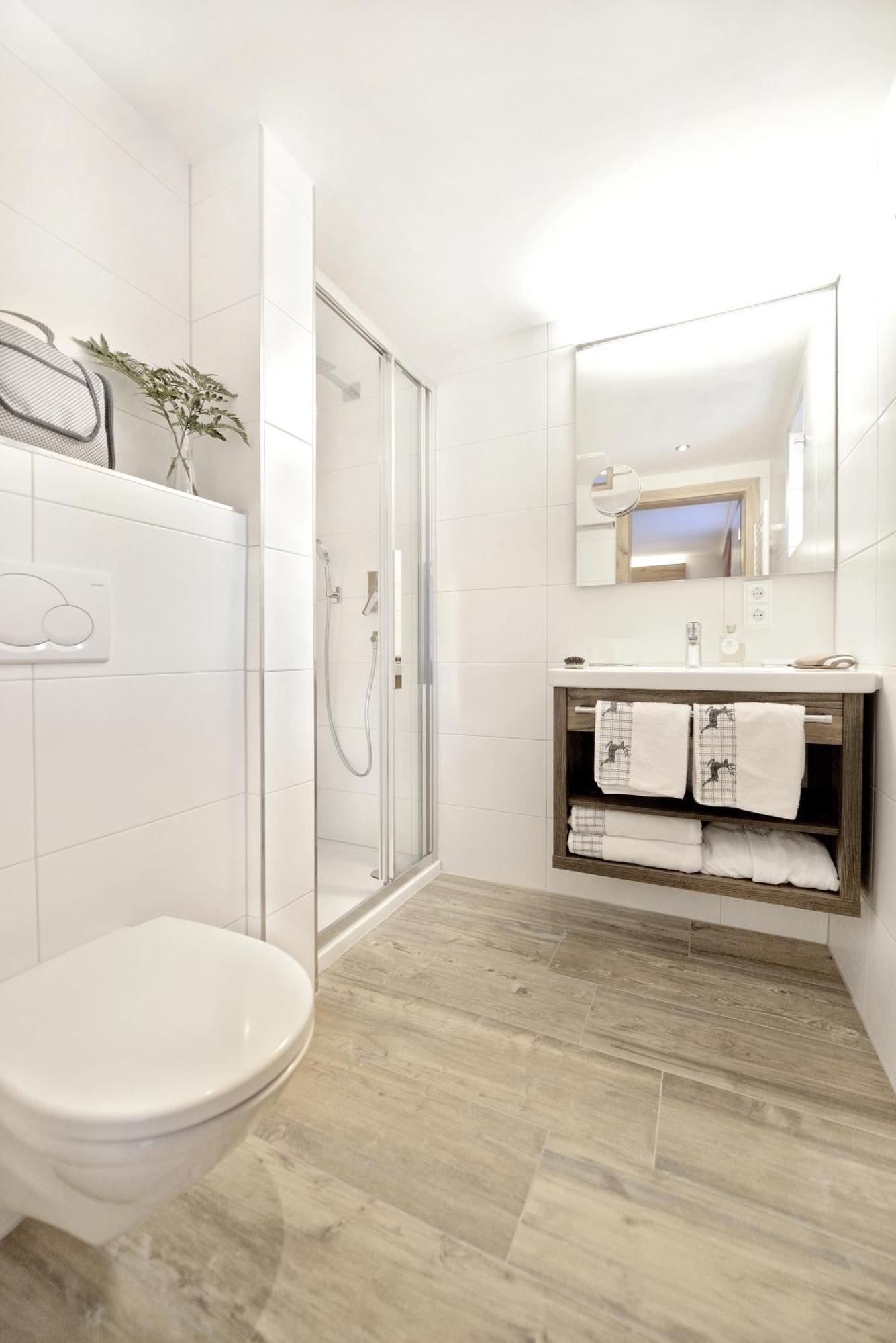 Doppelzimmer mit Balkon